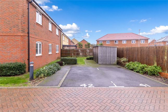 Flat for sale in Tern Crescent, Chichester, West Sussex