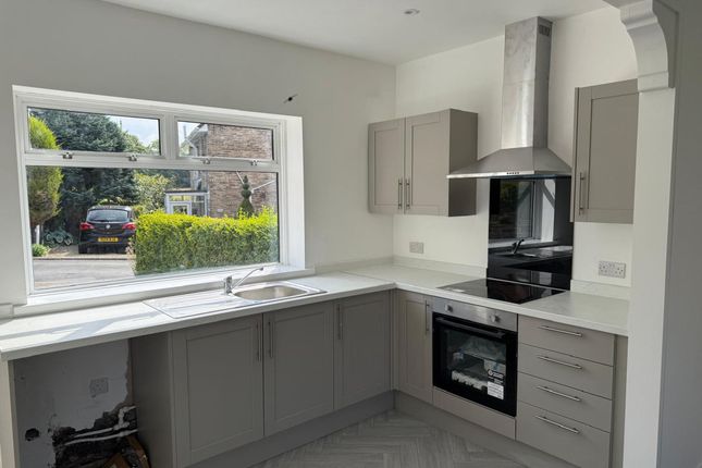 9 Clarence Gardens, Consett photo 2