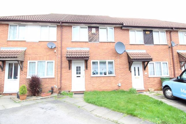 2 bed terraced house for sale in Wharfedale, Luton LU4 - Zoopla