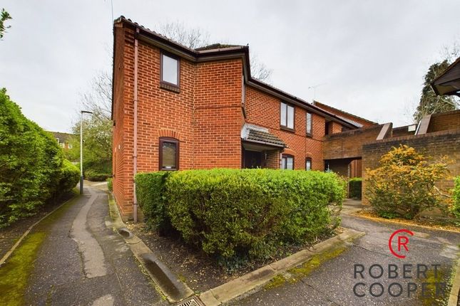 Thumbnail Flat for sale in Abercorn Grove, Ruislip, Middlesex