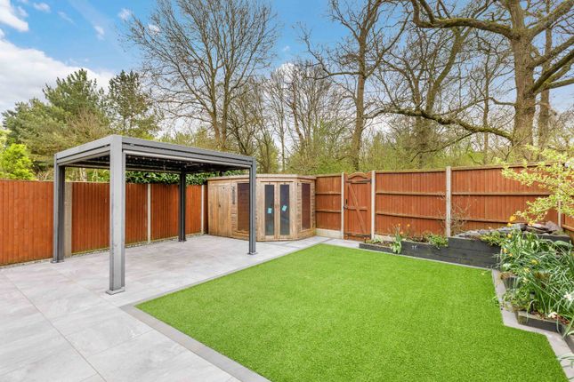48 Thirlmere, Stevenage, Hertfordshire photo 3