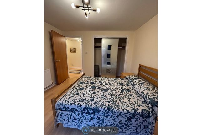 Flat, New Mart Place, Edinburgh photo 5