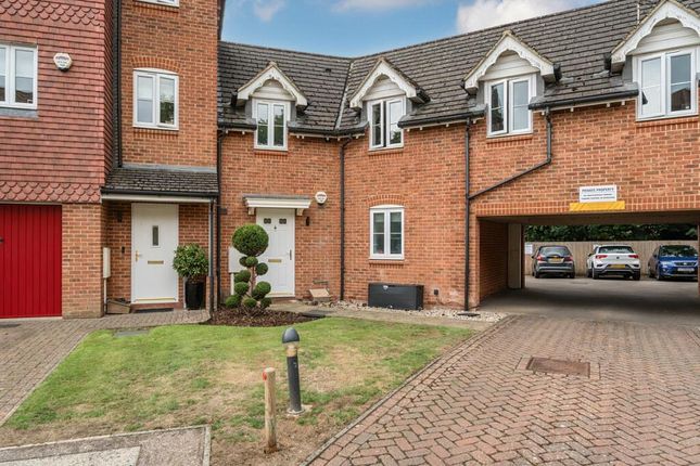 2-bed terraced on The Sidings, Sevenoaks, £290,000