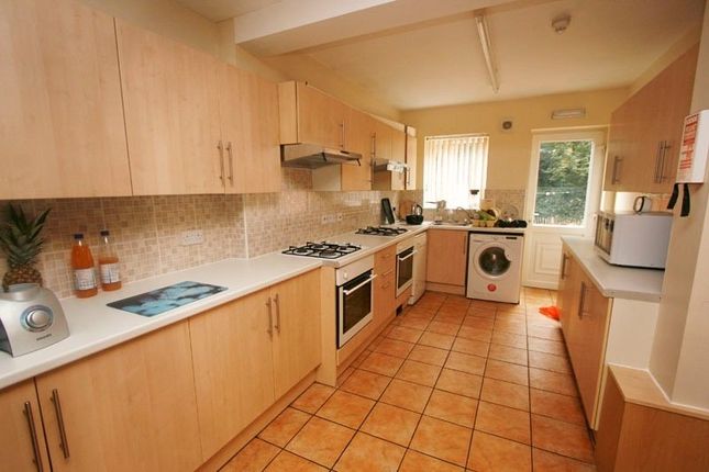 Property to rent in Charter Avenue, Coventry