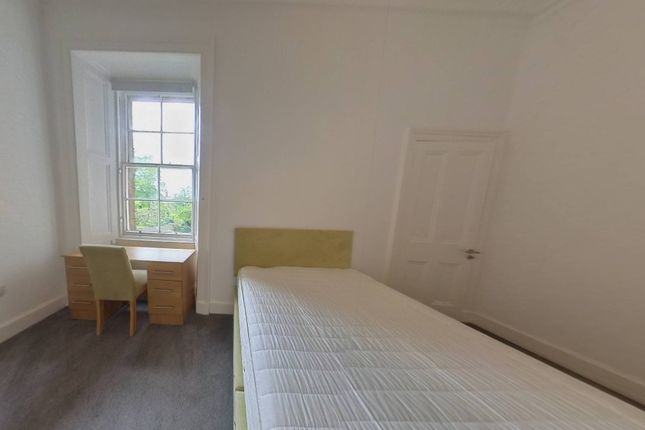 Flat to rent in East Preston Street, Newington, Edinburgh