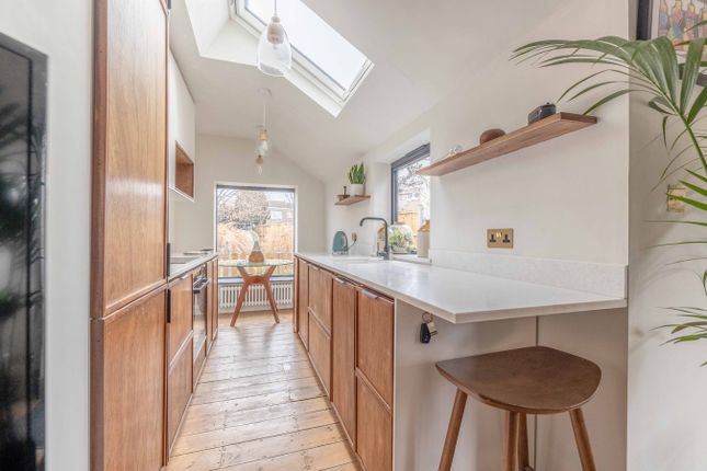 1, Datchet Place, Datchet photo 3