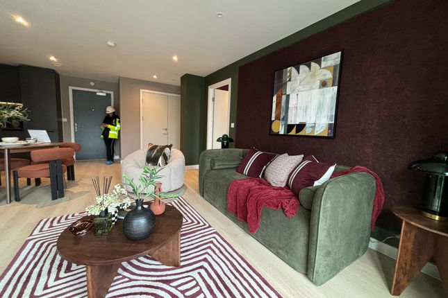 1-bed flat on Dutton Street, Manchester M3, £332,000