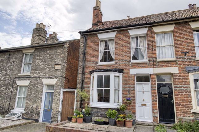 2 bed terraced house to rent in Church Row, Bury St Edmunds IP33