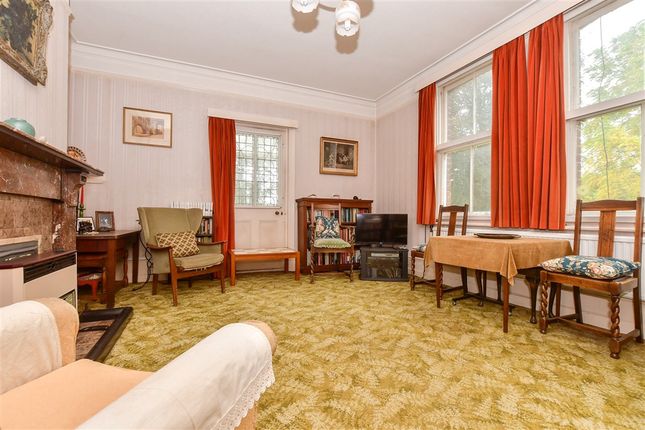 4-bed detached on Sturry Hill Sturry, Canterbury, £750,000