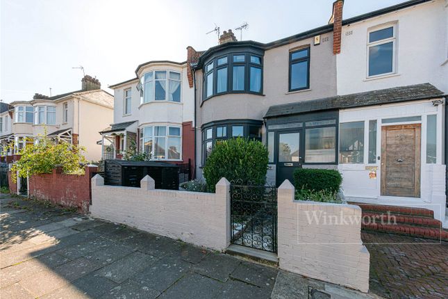 28, Haycroft Gardens, London photo 2