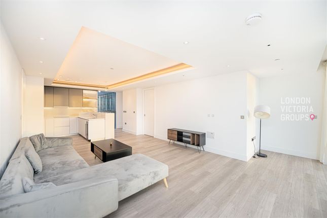 Apartment 132, Carrara Tower, 1 Bollinder Place, London photo 2