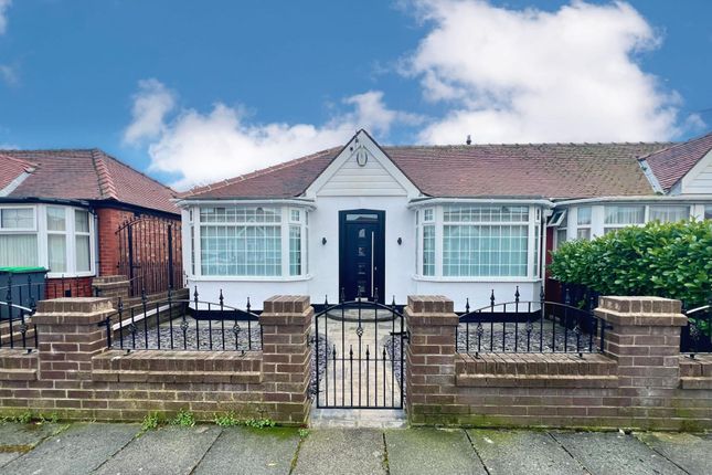 Thumbnail Bungalow for sale in Collyhurst Avenue, South Shore