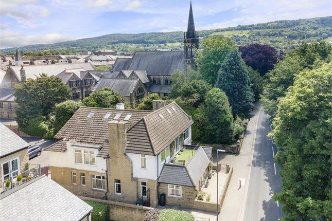 Thumbnail Flat for sale in Brooklands Court, Otley