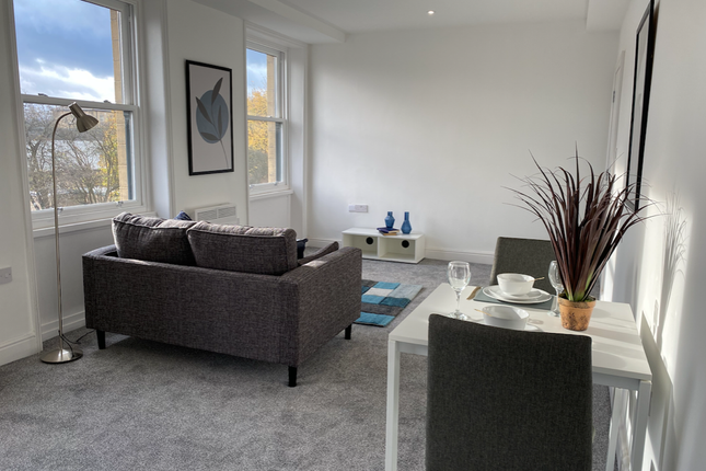 Flat to rent in Piccadilly, Bradford