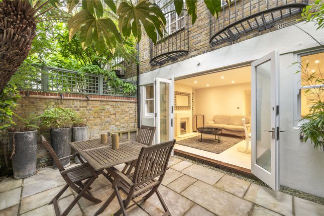 Thumbnail Terraced house to rent in Knox Street, Marylebone, London