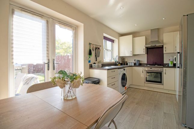 15 Bob Rainsforth Way, Gainsborough photo 4