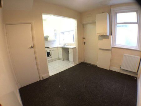 103, Grasmere Road, Blackpool photo 3