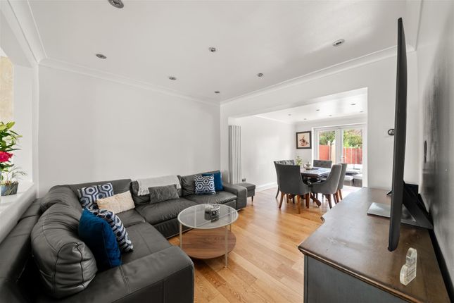 55, Adelphi Crescent, Hayes photo 4