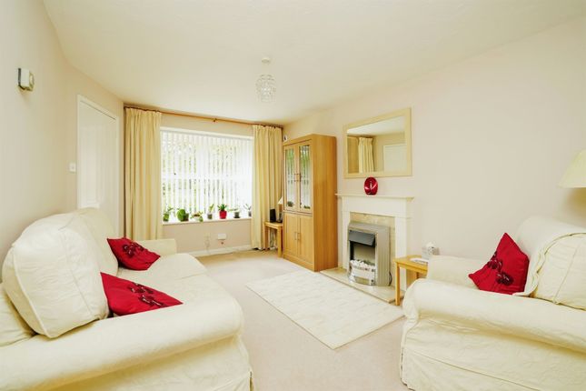 End terrace house for sale in Usk Way, Didcot