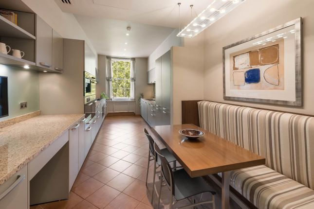 3, Chesham House, London photo 3