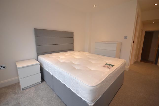 Flat 2, 179, Oxford Road, Reading photo 5