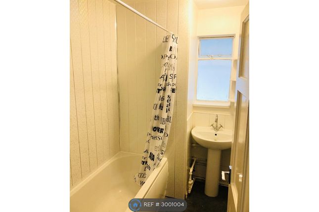 Flat, Emburn House Aikman Avenue, Leicester photo 3