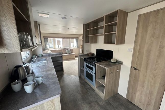 Chichester Lakeside Holiday Park, Chichester photo 4