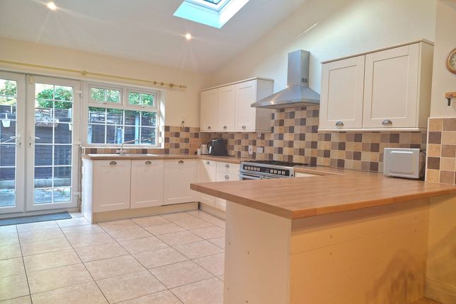 4 Moss Lea, Bolton photo 3