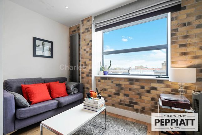 Flat to rent in Carlow Street, Camden Town