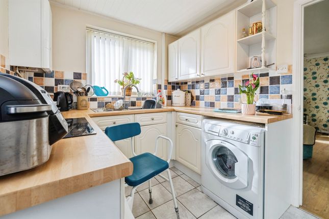 4, Blyton Grove, Lincoln photo 3