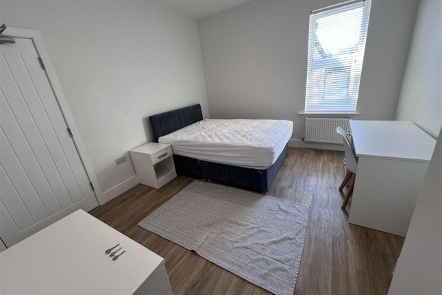 Room 7, 5, Elizabeth Way, Cambridge photo 2
