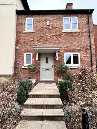 Thumbnail Semi-detached house to rent in Woodhurst Park, Warfield