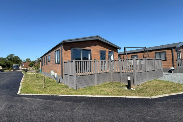 3-bed caravan on Oakwood Retreat York, Bull Balk, York, £91,500