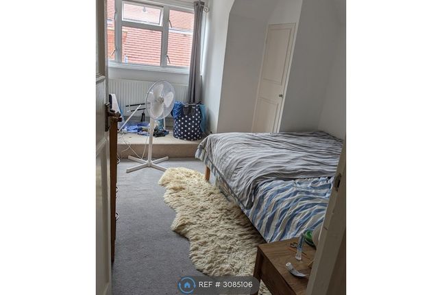 Grenfell Road, Maidenhead photo 3