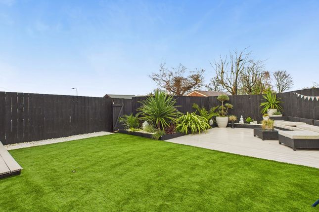 6 Bedeburn Road, Newcastle Upon Tyne photo 4