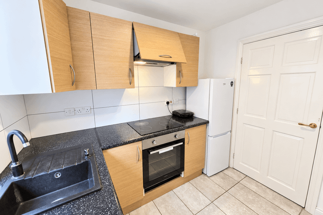 FLAT 1 HUDSON COURT, 61 ARDWICK GREEN NORTH, MANCHESTER photo 5