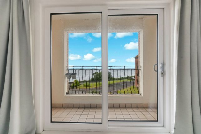 77, Hollywood, North Ayrshire photo 3
