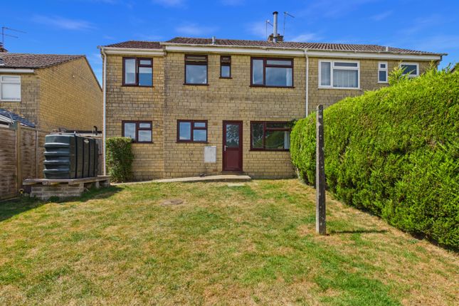 20, Crossfields, Sherborne photo 3