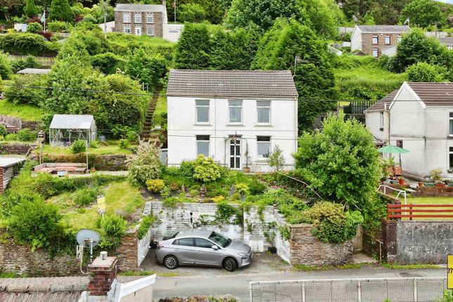 Thumbnail Detached house for sale in Dyffryn Road, Alltwen, Pontardawe