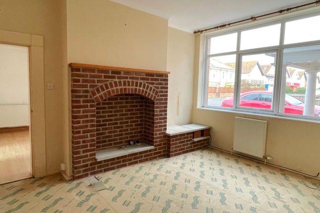 Flat 3, 17, Golf Links Road, Burnham On Sea photo 2