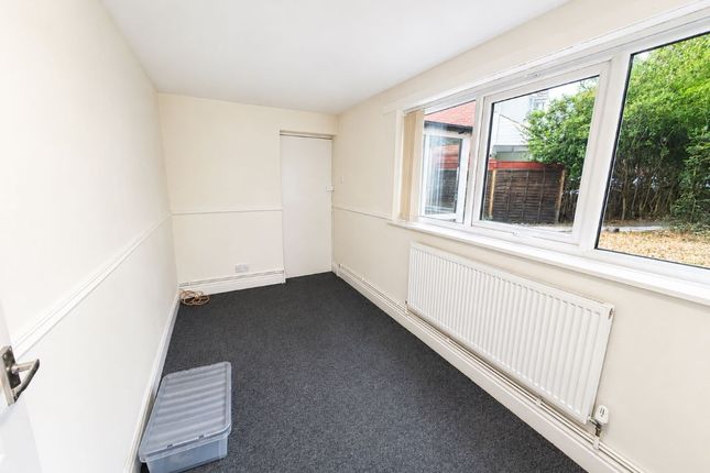 486, Bromford Lane, Birmingham photo 5