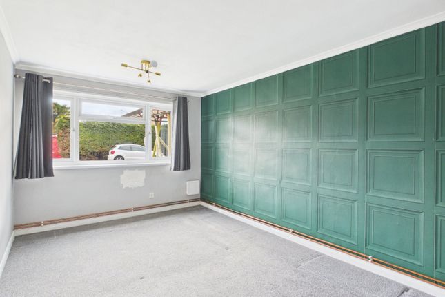 47, Benen-Stock Road, Middlesex photo 4