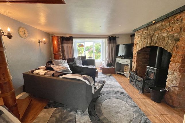 279,White House Farm, Baulkins Drove, Spalding photo 3
