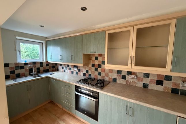 125, High Street, Normanton photo 4