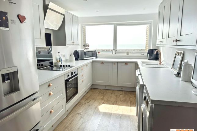 7 Sheerwater Court, 56-62 Southwood Road, Hayling Island photo 3