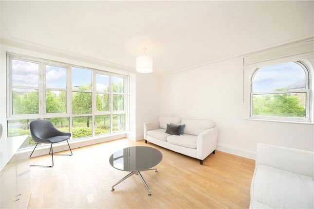 2-bed flat on 20, Keble Place, Barnes, £600,000