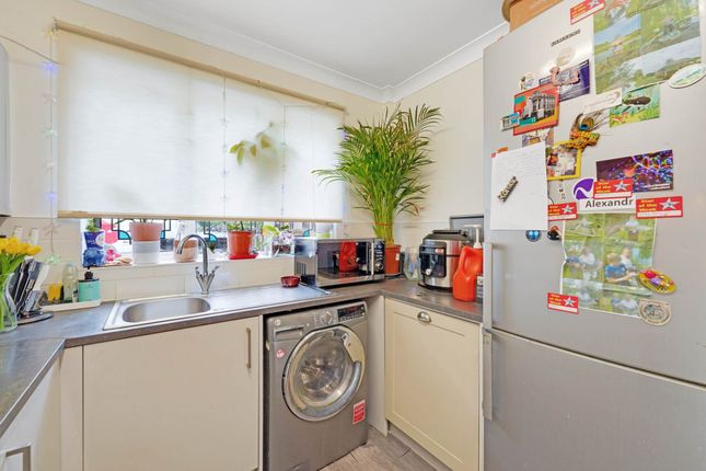 3-bed house on 5, Viking Gardens, London, £440,000