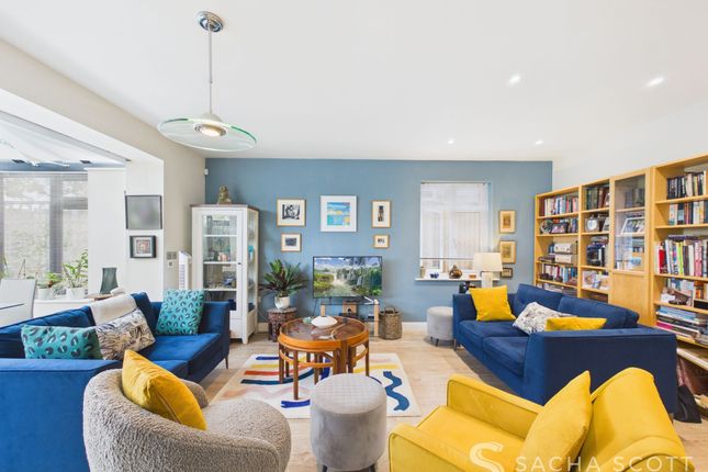 9 Mimosa Close, Epsom photo 2