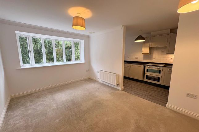 4 Birch View, Greystones Drive, Darlington photo 2