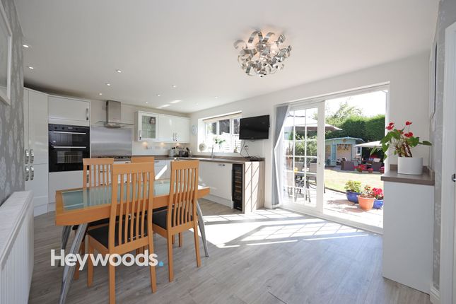 25 Bluebell Drive, Newcastle photo 2